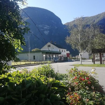 Adventure Hotel & Guesthouse Eidfjord New Kültér fotó